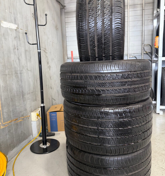 중고 타이어 275/35/R21 , 325/30/R21